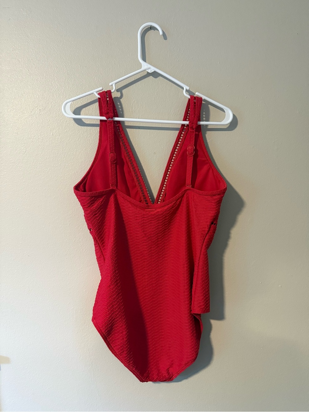 Sea Level Honeycomb Spliced One Piece Swimsuit Size 10 - Picture 2 of 4